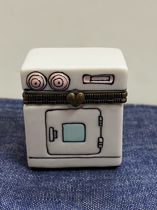 Other - Washing Machine Trinket Box WITH Shirt Trinket Laundry Hinged Lid White
